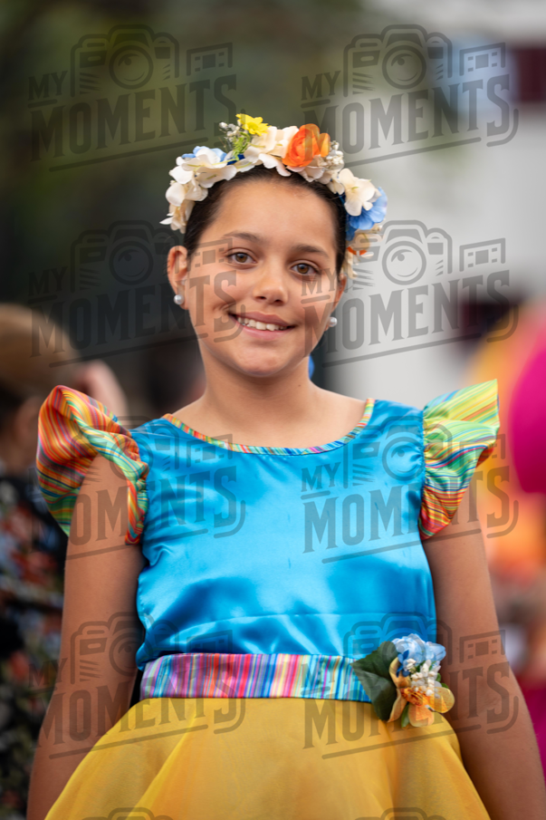 2026_04Mai25 Festa das Flores - Antes do Desfile_JFP01663.jpg