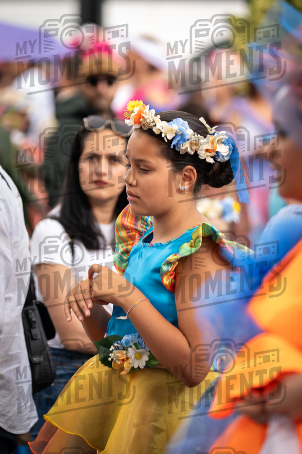 2026_04Mai25 Festa das Flores - Antes do Desfile_JFP01677.jpg