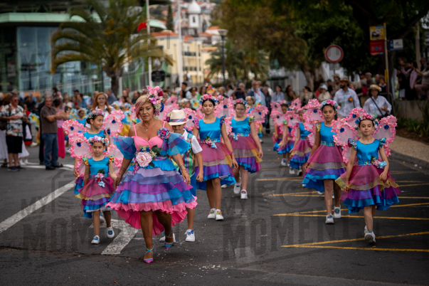 2026_04Mai25 Festa das Flores - Ala Crianças 1 (asas rosa)_JFP02241.jpg