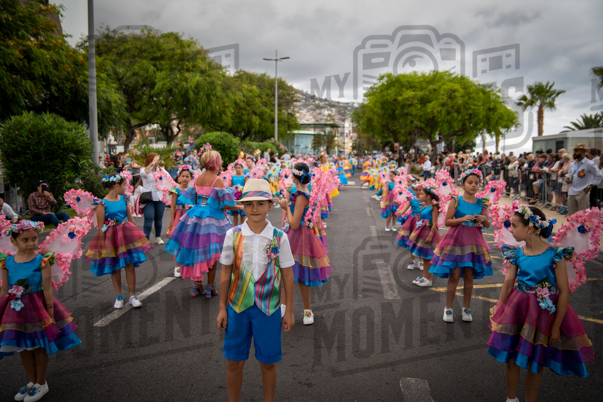 2026_04Mai25 Festa das Flores - Ala Crianças 1 (asas rosa)_JFP02245.jpg
