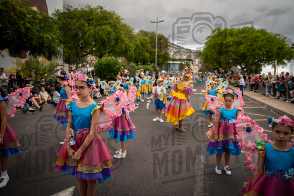 2026_04Mai25 Festa das Flores - Ala Crianças 1 (asas rosa)_JFP02247.jpg