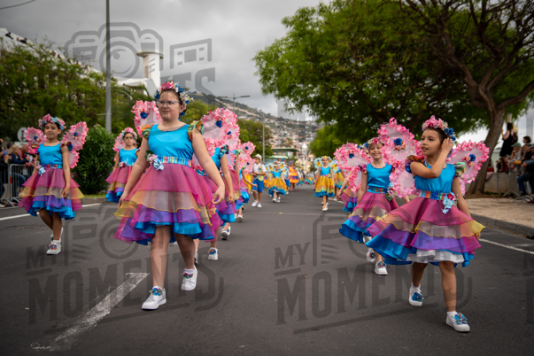 2026_04Mai25 Festa das Flores - Ala Crianças 1 (asas rosa)_JFP02301.jpg