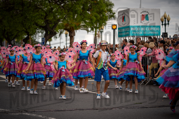 2026_04Mai25 Festa das Flores - Ala Crianças 1 (asas rosa)_JFP02366.jpg