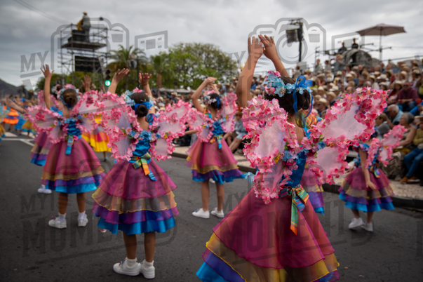 2026_04Mai25 Festa das Flores - Ala Crianças 1 (asas rosa)_JFP02537.jpg