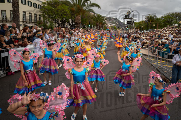 2026_04Mai25 Festa das Flores - Ala Crianças 1 (asas rosa)_JFP02571.jpg